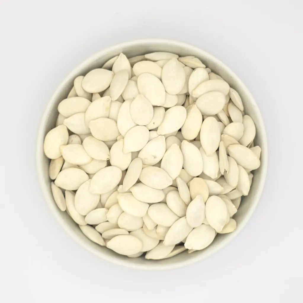 لب ابيض عريض